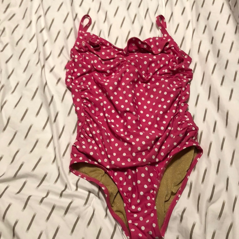 baiting suit